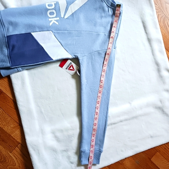 Reebok • Women's Light Blue & White Color Block Logo Crew Sweatshirt - Picture 9 of 12